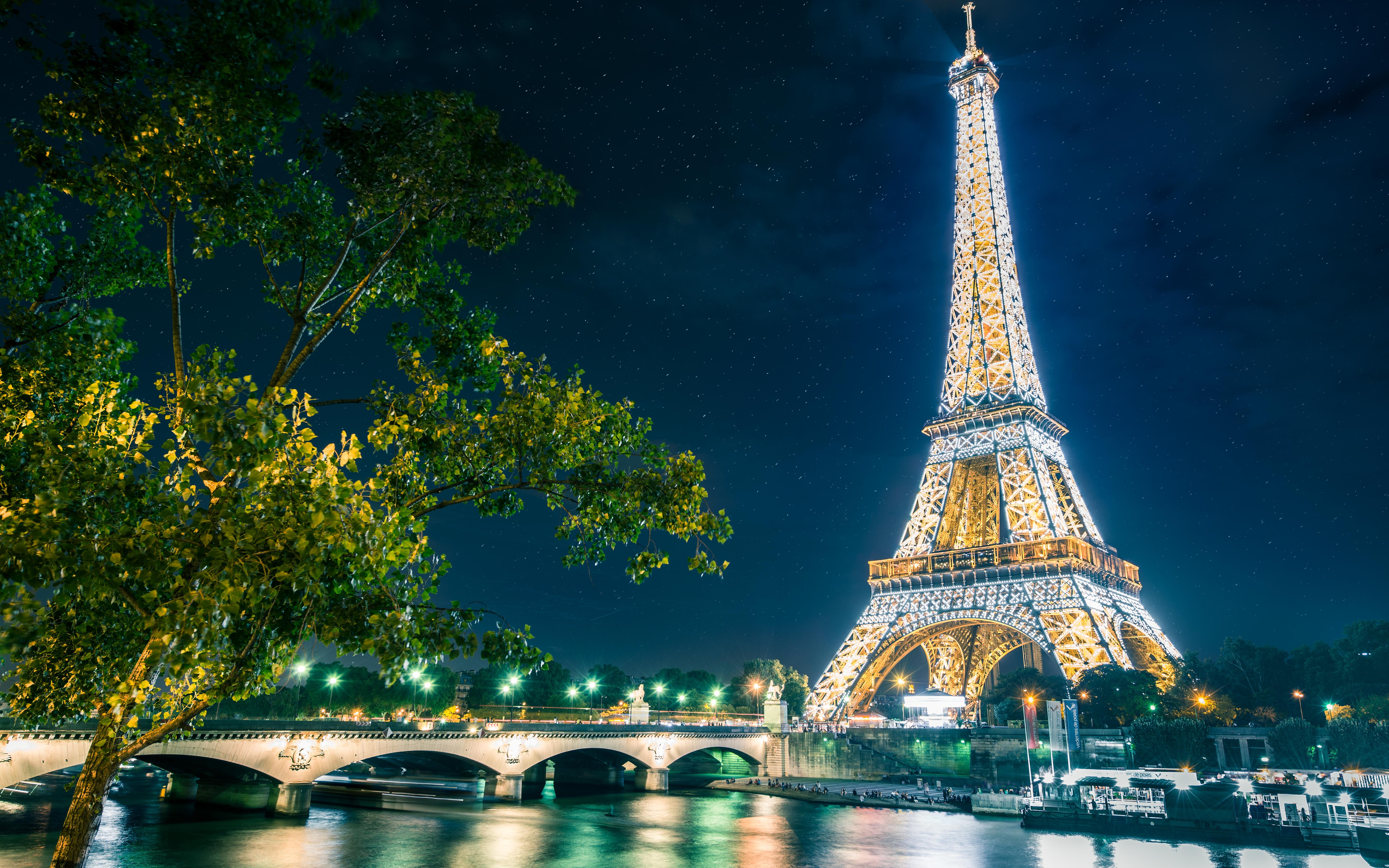 Обои на главную на телефон. Эйфелева башня в Париже. Париж Эйфелева башня ночью. Эйфель башня ночью. Франция эфельная башня.